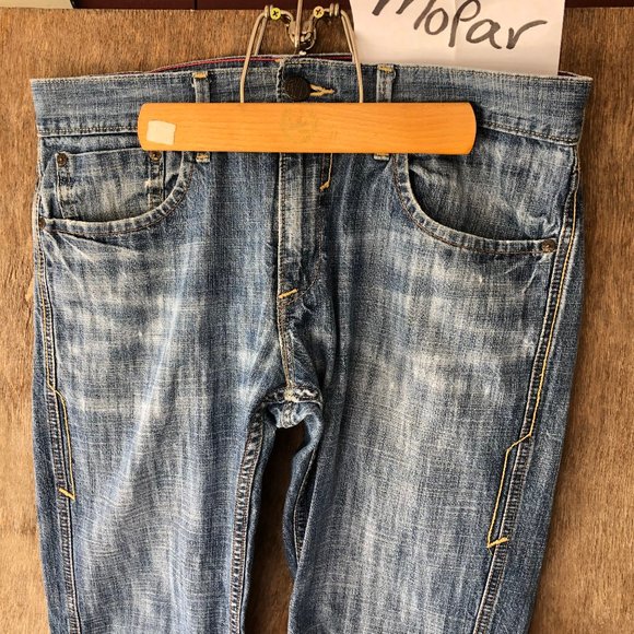 Mens Levis RED Skinny Straight Jeans Size 32x31 - Picture 2 of 10